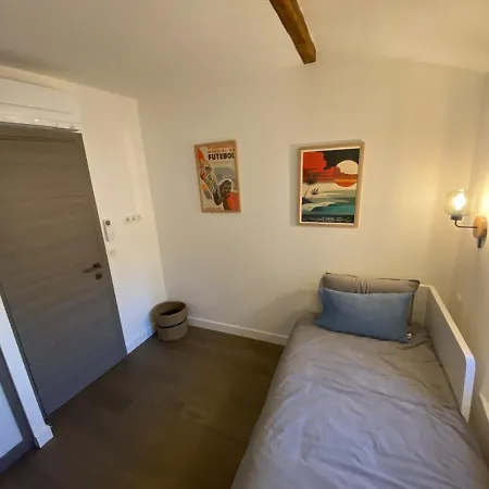 Rare 3 Bedroom 2 Bath Modern With Views In Old Center